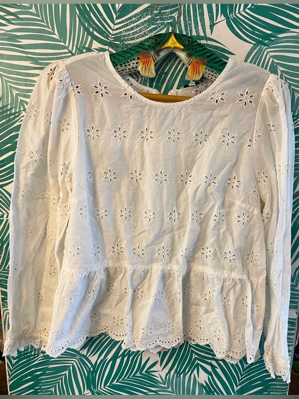 Madewell White Eyelet Peplum Blouse key hole top sz L